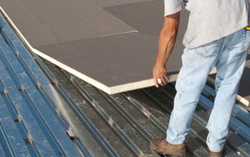 benefits of insulating Gedintailor flat roofing